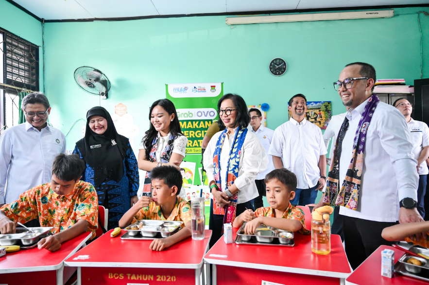 Di Sekolah Khusus, Kepala PPATK Beberkan Hal Penting yang Tak Boleh Diabaikan dalam Program MBG