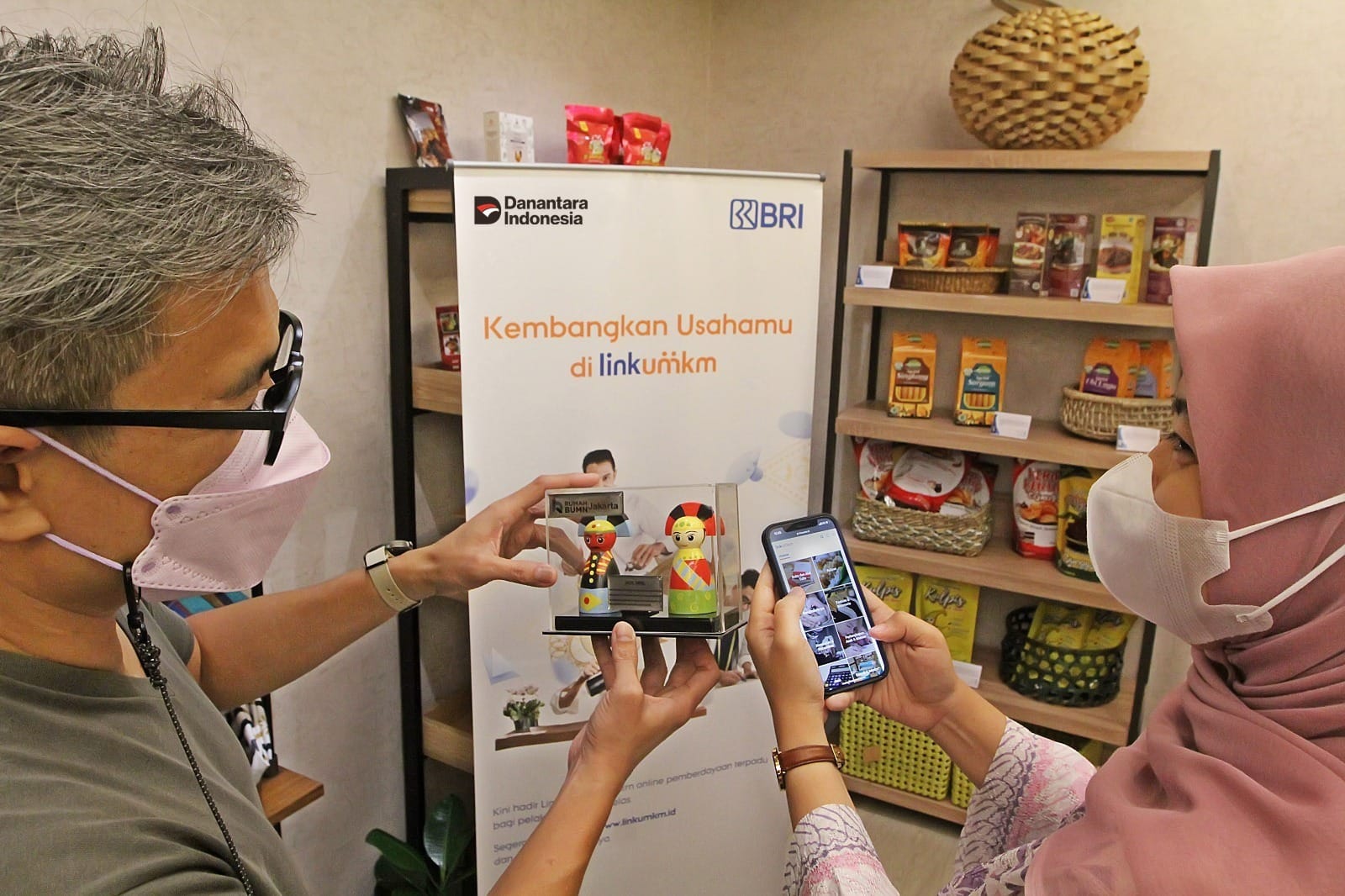 LinkUMKM BRI Dorong NM Kitchen Jadi UMKM Camilan Naik Kelas