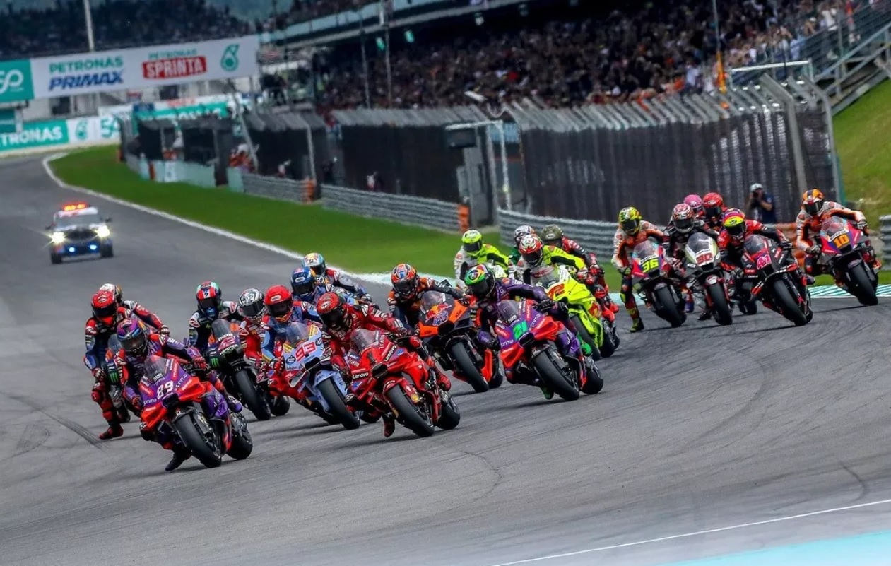 Hasil MotoGP Malaysia 2024: Pecco Bagnaia Menang di Sepang, Jorge Martin Galak di Awal