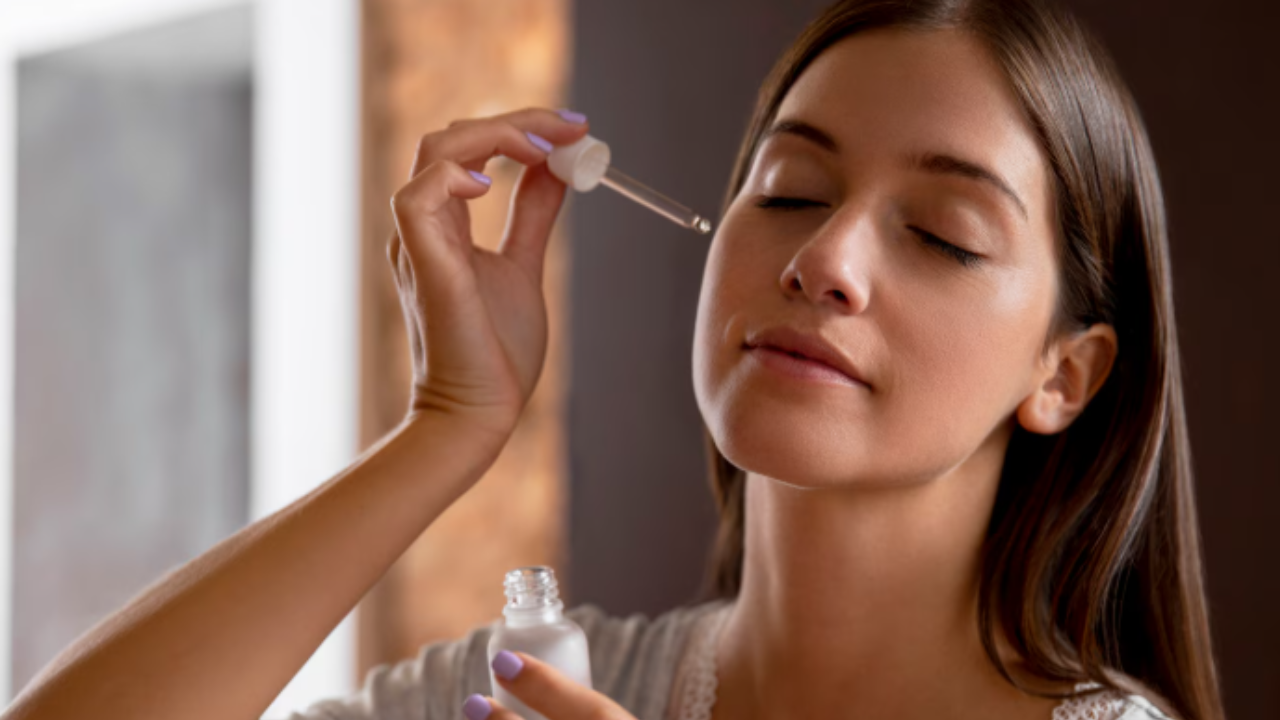 Pakai Active Glow Booster Serum, Atasi Minyak Berlebih hingga Kulit Kusam