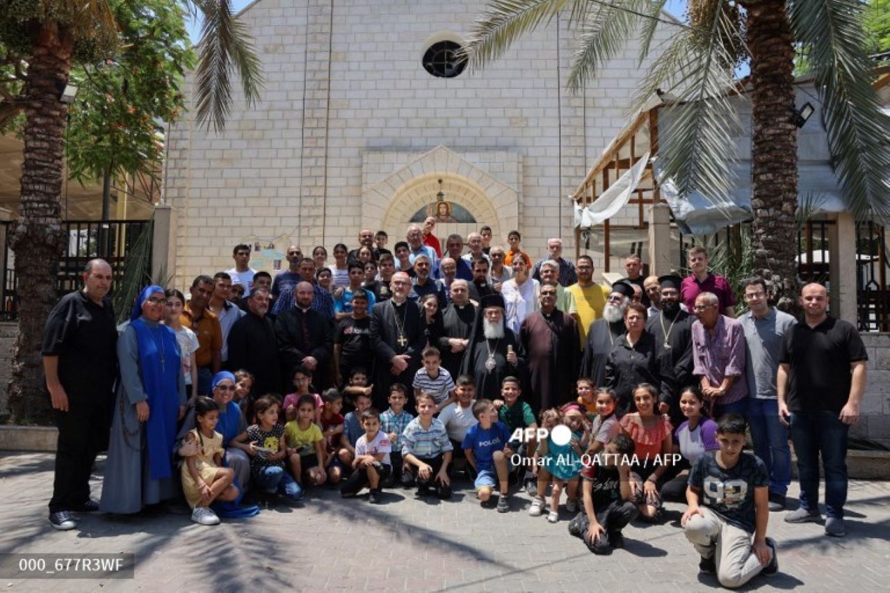 Dua Patriark Gereja Ortodoks Kunjungi Gaza Usai Serangan Mematikan ke Gereja Katolik