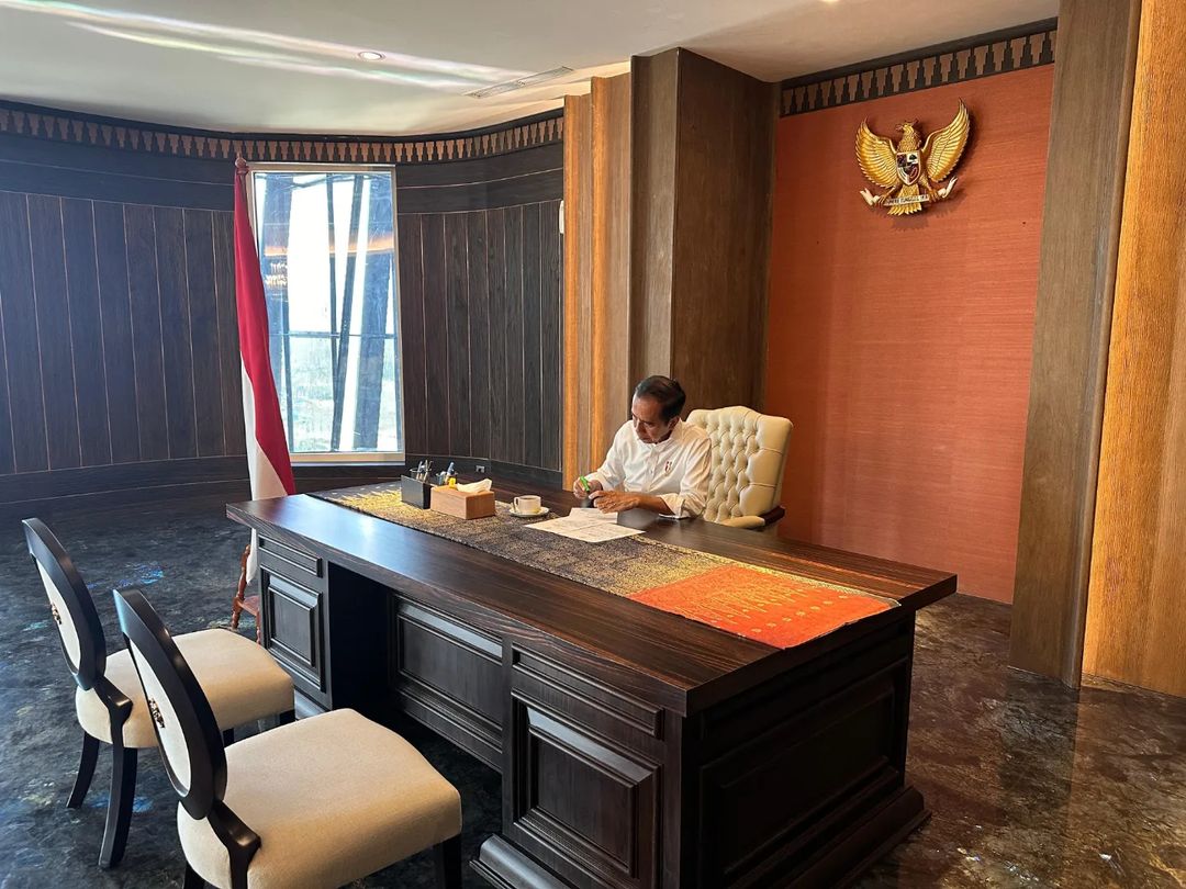 Jokowi Pamerkan Ruang  Kerja dan Kamar Tidur di Istana Garuda IKN
