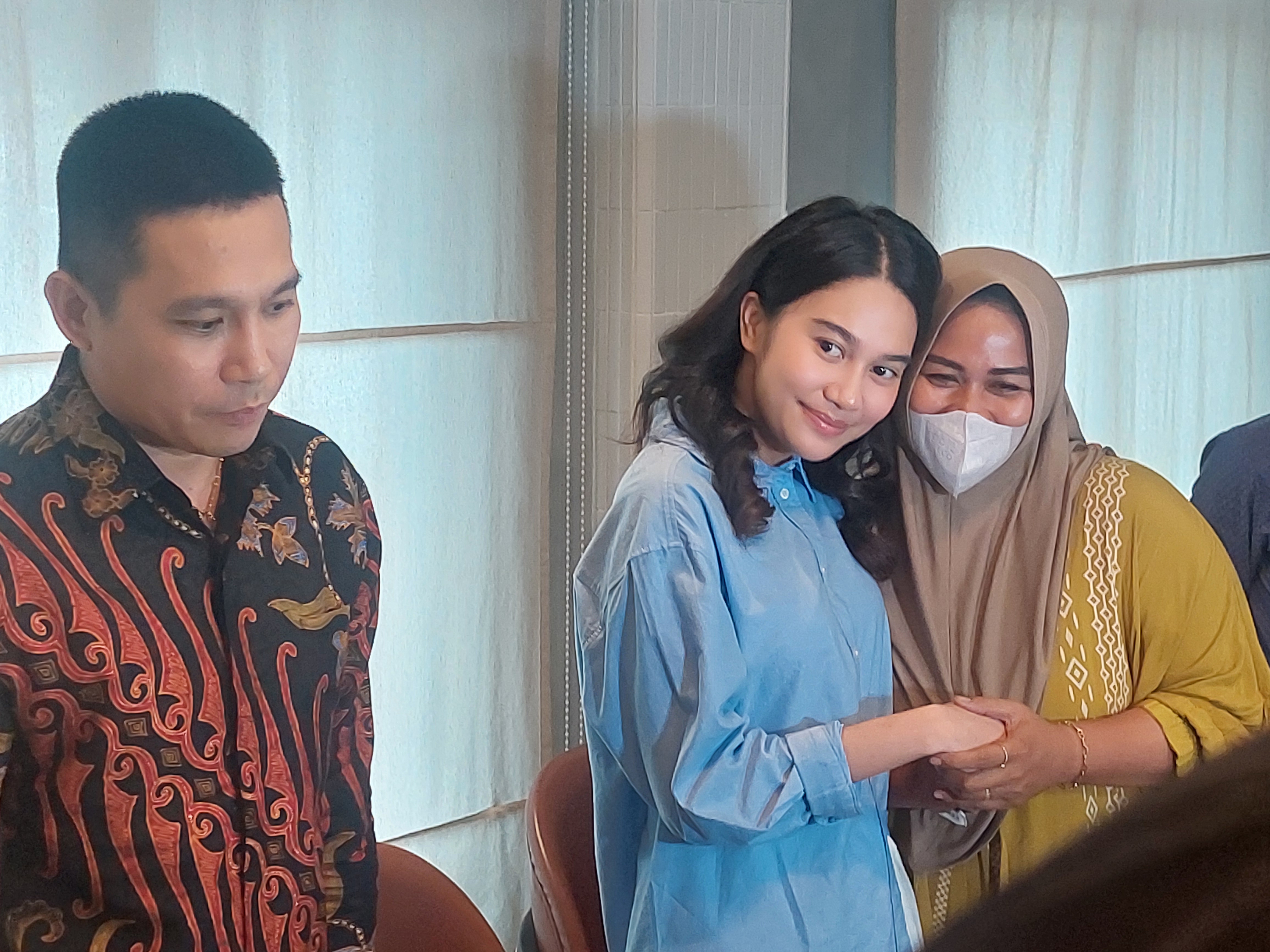 Azizah Salsha Bersyukur Dibilang Punya Bekingan Orangtua: Berkat dari Allah SWT