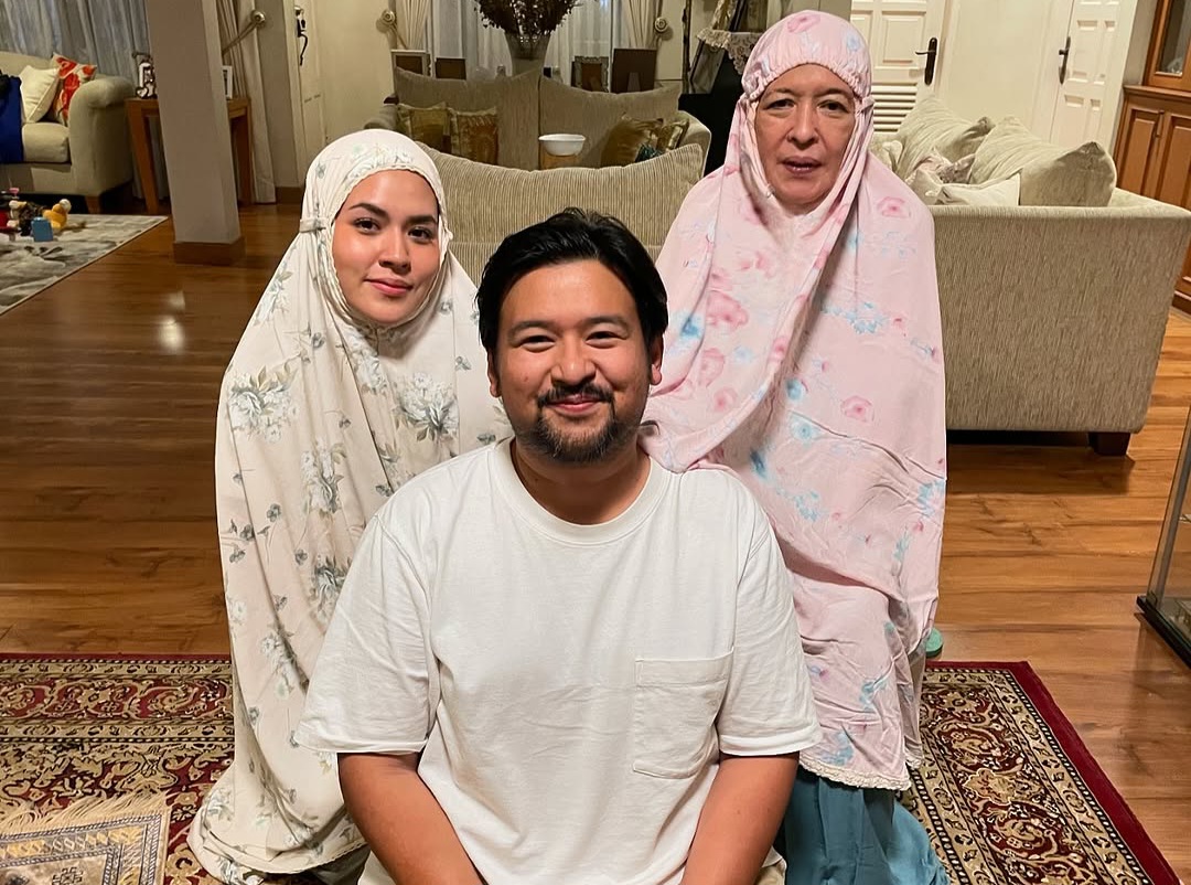 Ibunda Raisa Idap Penyakit Kanker Paru Stadium 4, Setia Temani di Rumah Sakit