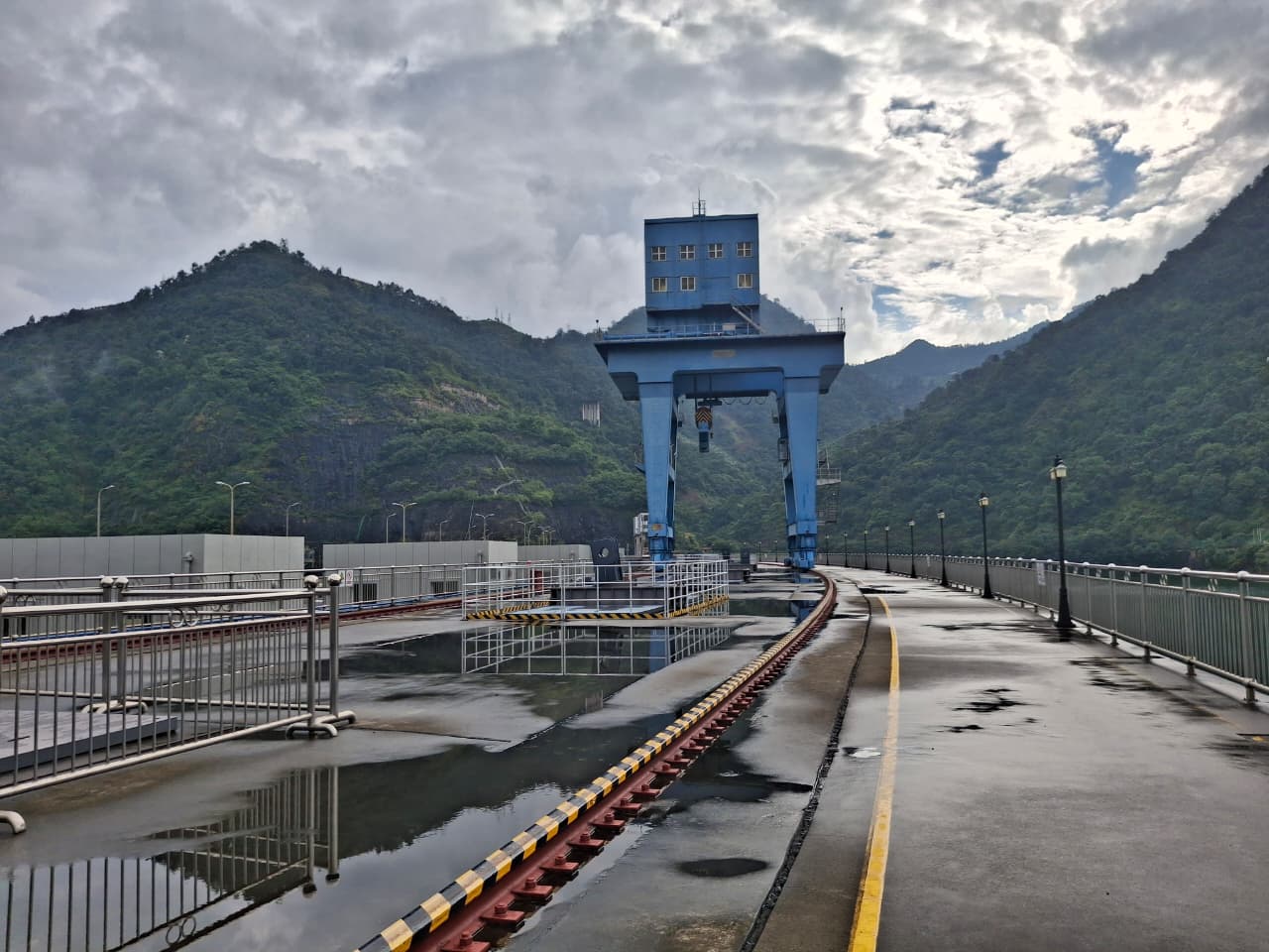 Harian Disway di China International Press Communication Center (CIPCC) (68): Energi dari Barat untuk Tiongkok Baru