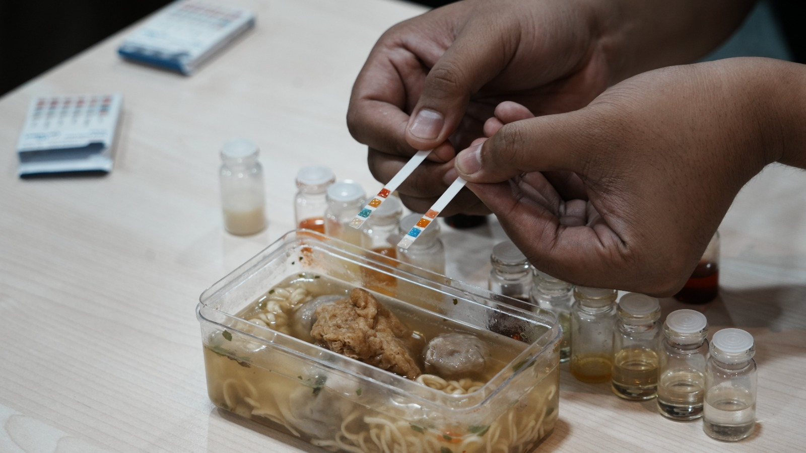 Peneliti ITS Ciptakan Alat Pendeteksi Minyak Babi, Cukup Sekali Tetes!