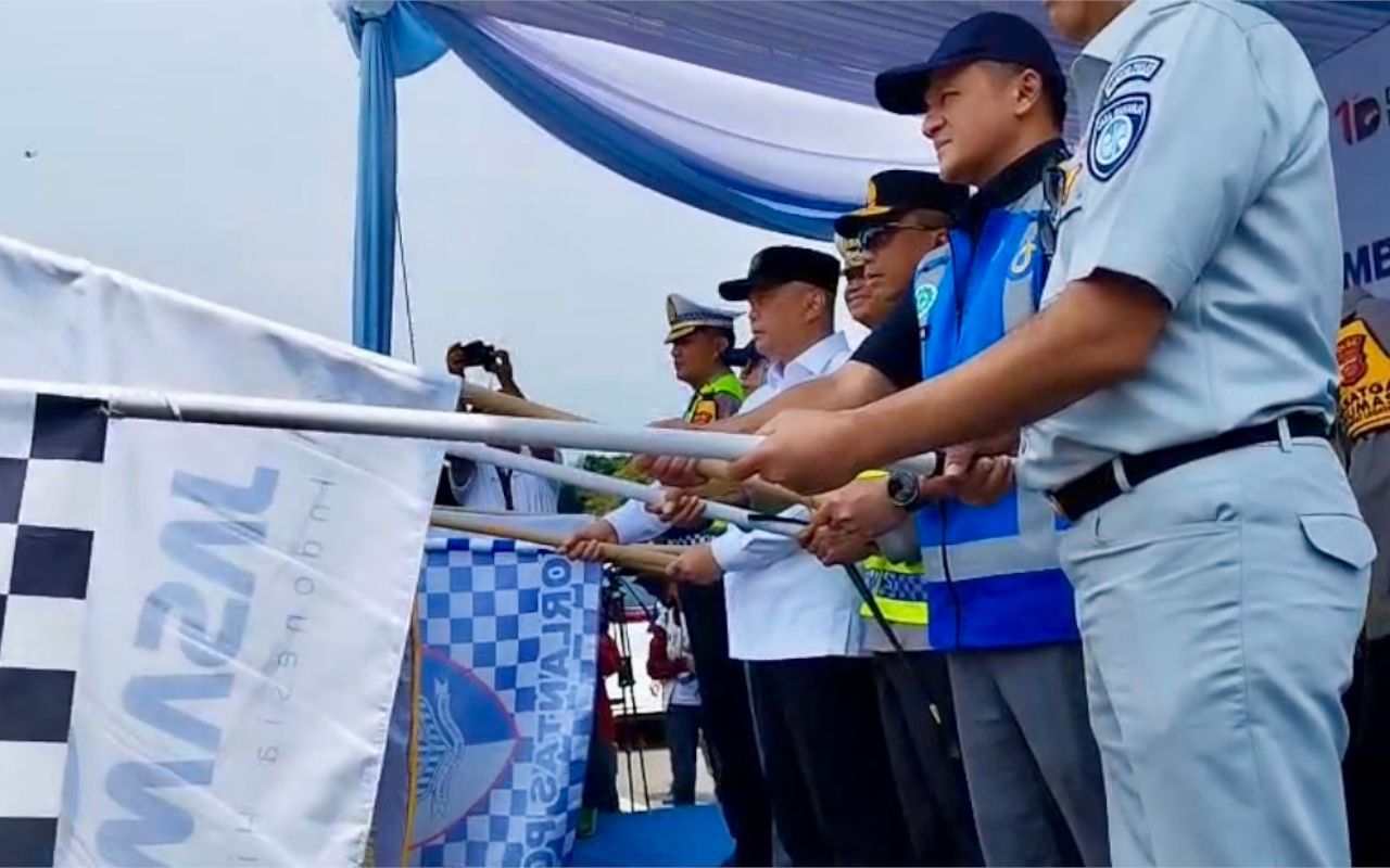 H-3 Lebaran 2026, Menhub Resmi Berlakukan One Way Nasional dari Cikampek-Semarang