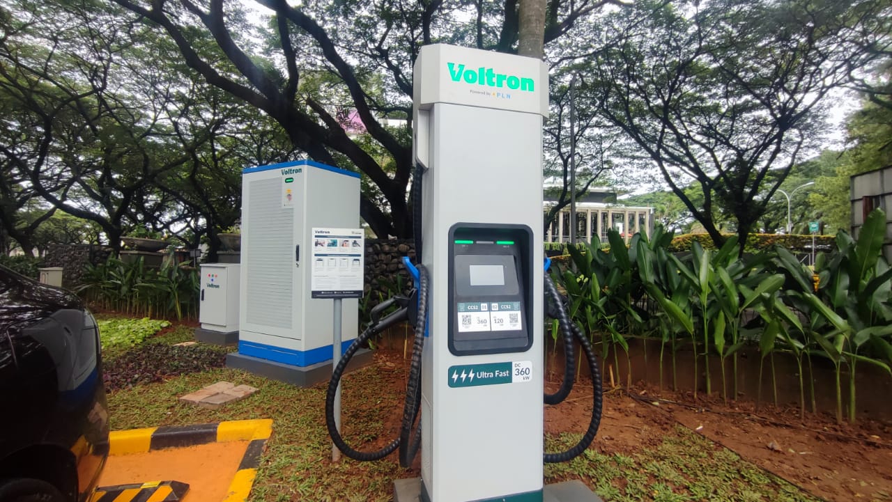 Voltron Hadirkan SPKLU Hyper Fast Charging DC 360 kW Pertama di Indonesia, Isi Baterai EV Cuma 20 Menit