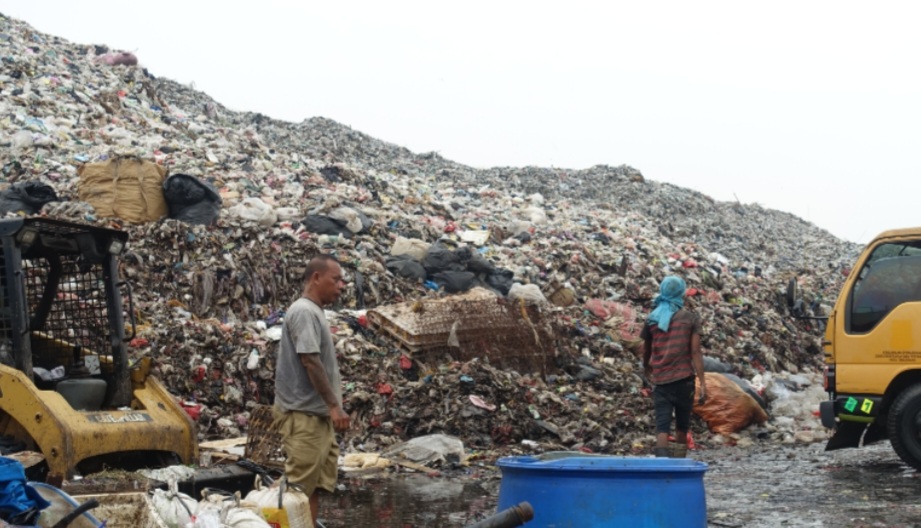 Mantan Kadis LH Kota Tangerang Jadi Tersangka Kasus Kebakaran TPA Rawa Kucing