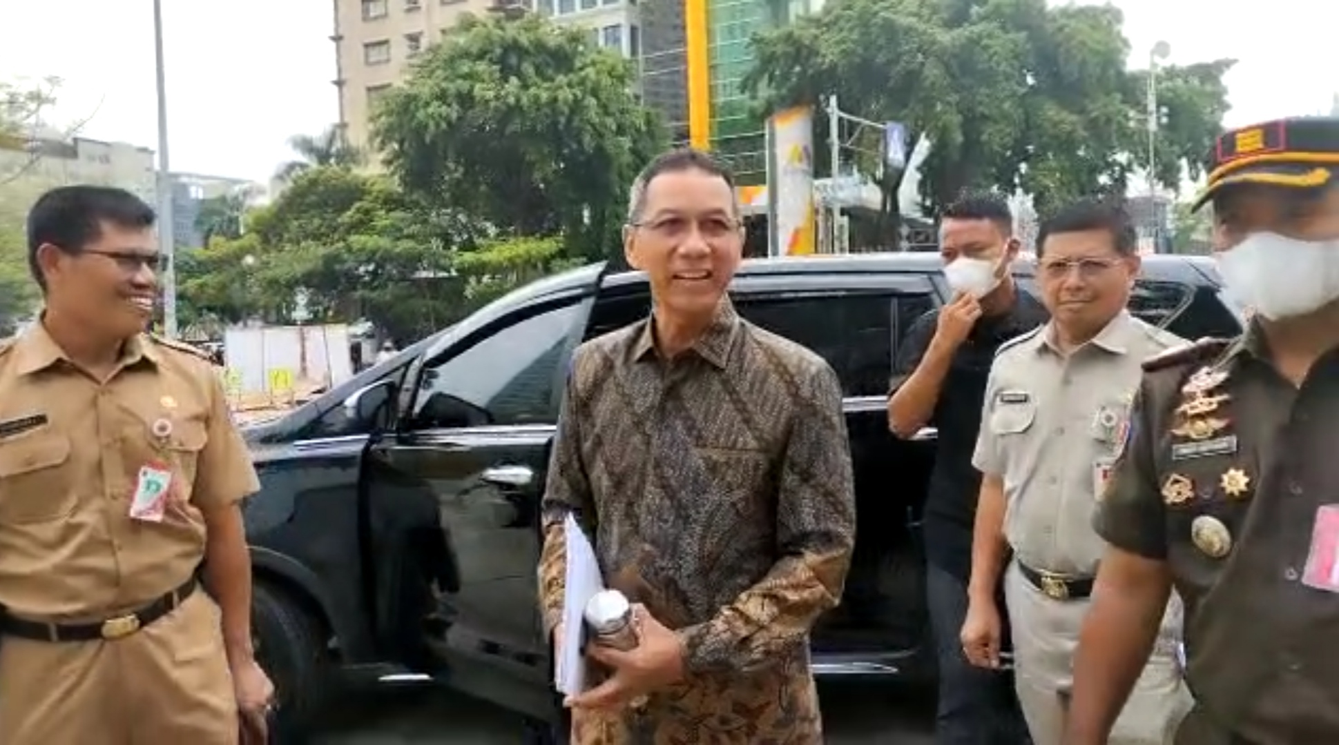 Heru Tegas Larang Walikota Hingga Lurah di Jakarta Ambil Cuti saat Musim Hujan: Saya Minta...