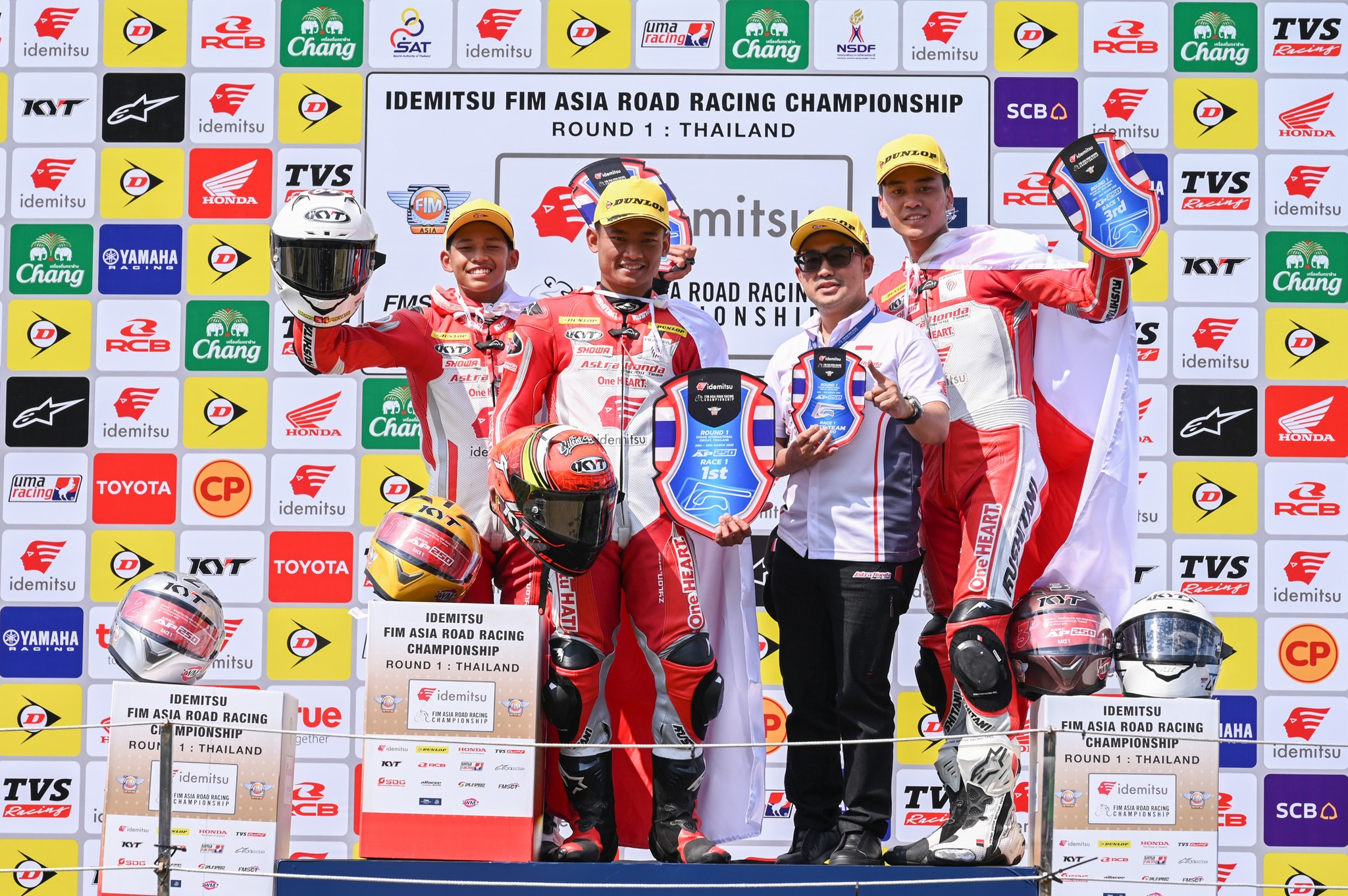 Tampil Impresif, Pembalap AHRT Raih 2 Kemenangan di Seri Perdana ARRC 2023