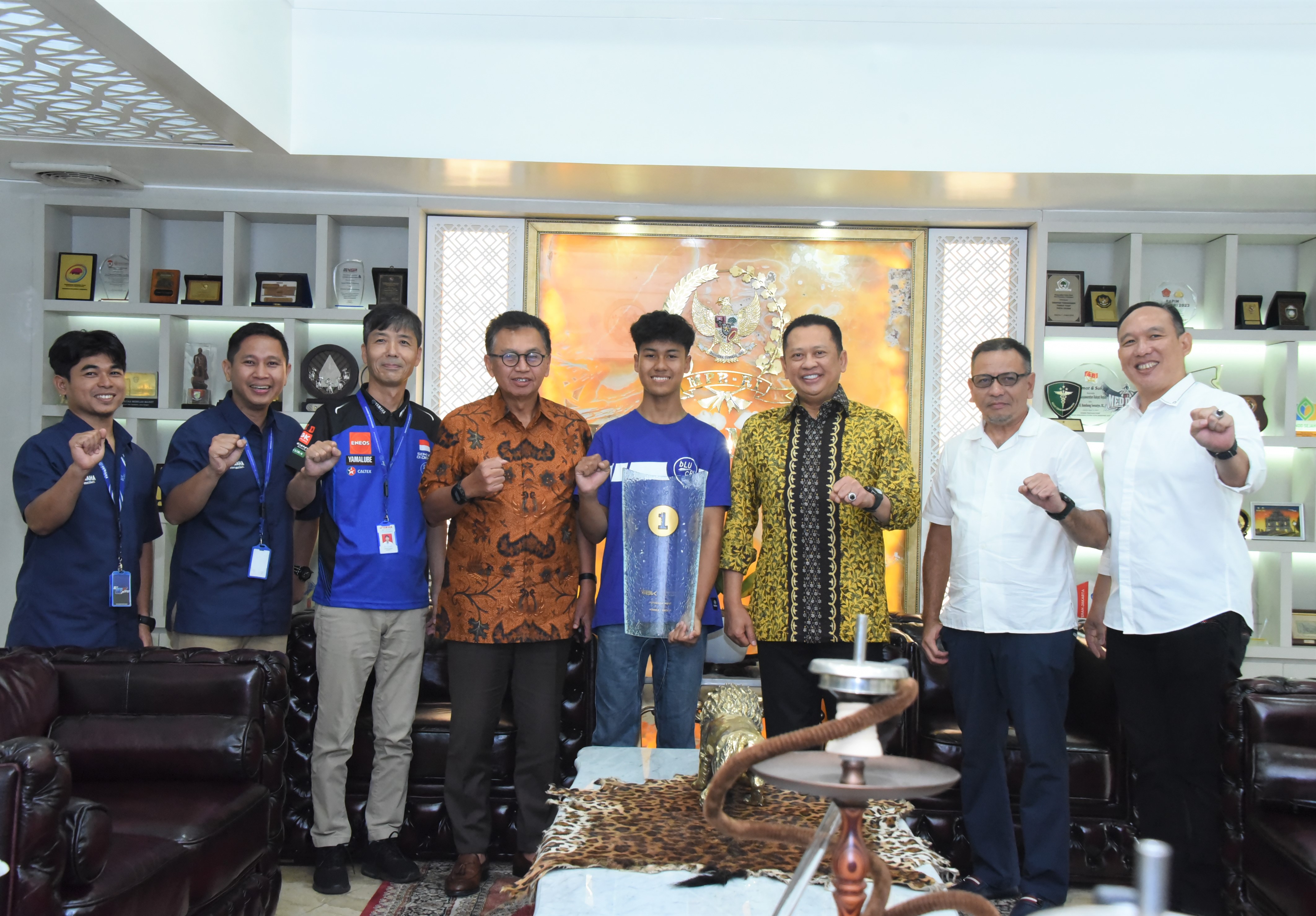 Harumkan Indonesia di Kancah Dunia, Pembalap Binaan Yamaha, Aldi Satya Mahendra dapat Apresiasi IMI