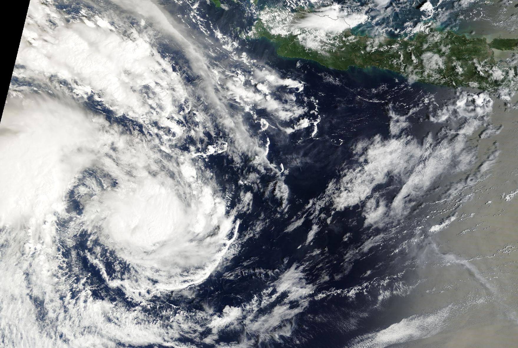 BMKG: Bibit Siklon 93S Berpotensi Jadi Siklon Tropis Malam Ini, Waspada Gelombang Tinggi