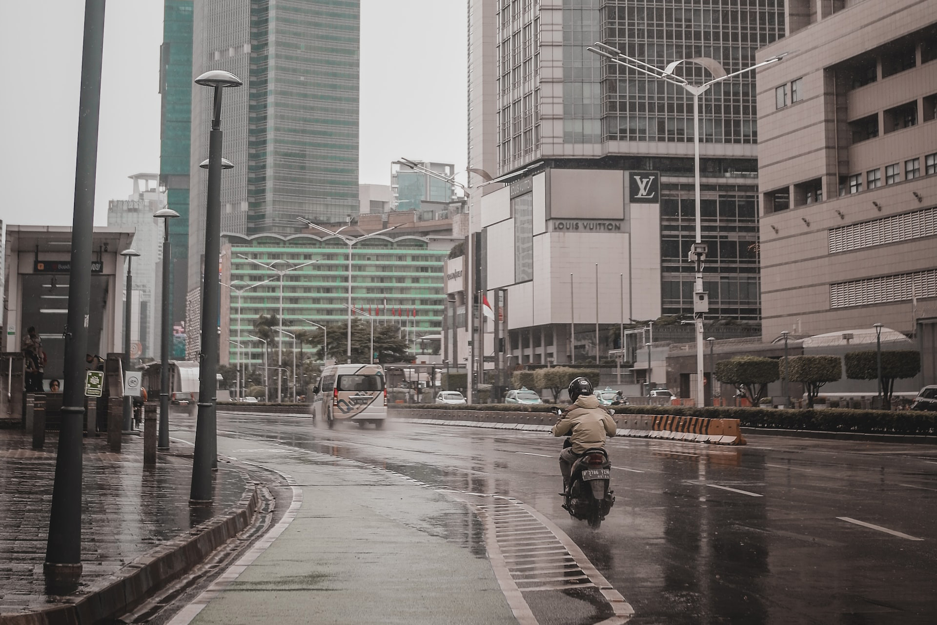 Cuaca DKI Jakarta Hari Ini, 7 September 2022, BMKG: Jaksel dan Jaktim Hujan Sedang