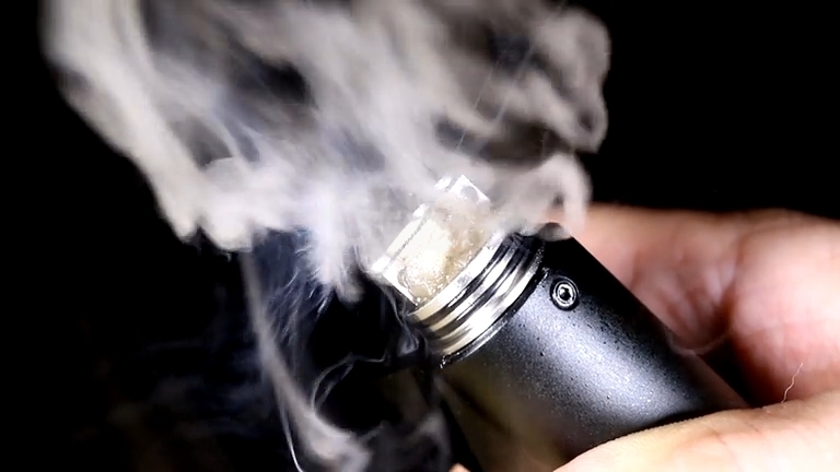 Kebijakan Cukai dan HJE 2026 Tidak Naik, UMKM Rokok Elektrik Bernapas Lega