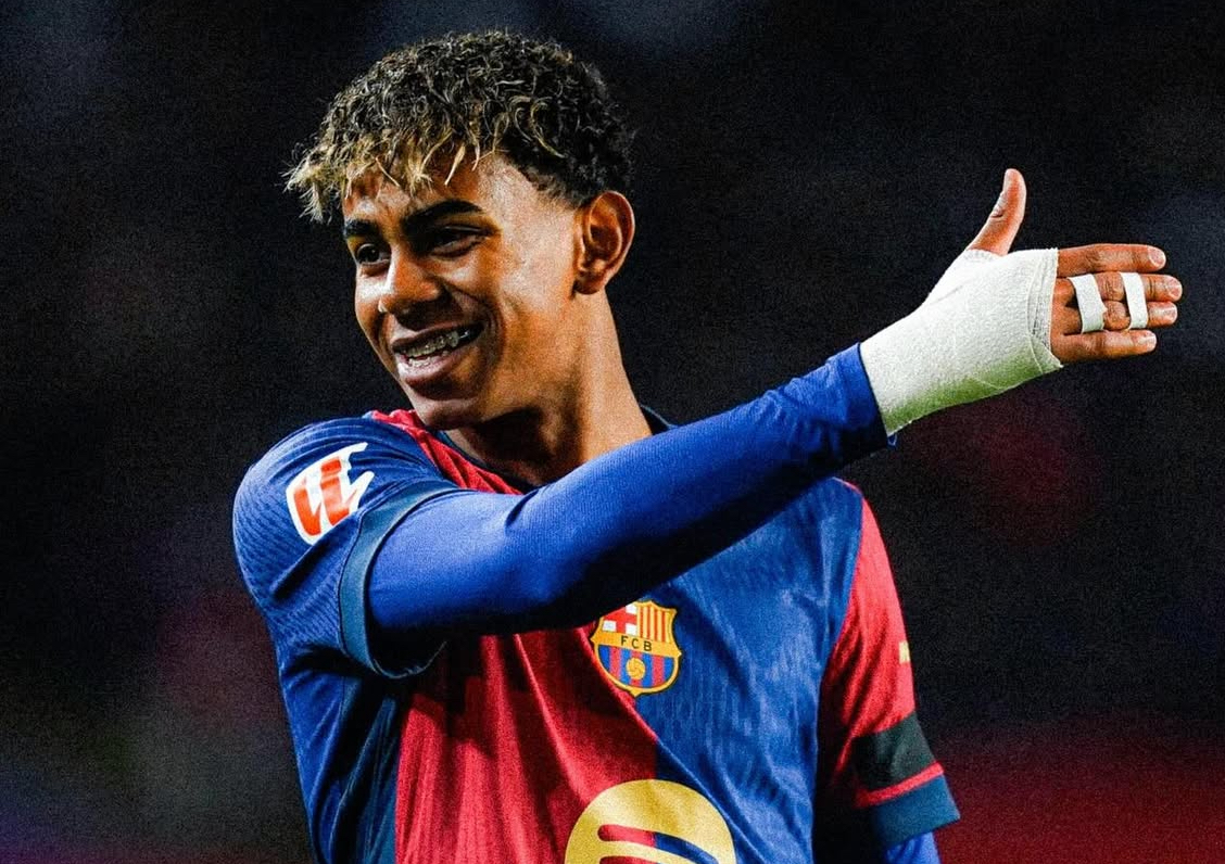 Disindir Hansi Flick, Lamine Yamal Berniat Hengkang dari Barcelona! PSG Siap Ngacir Bawa Cek Kosong