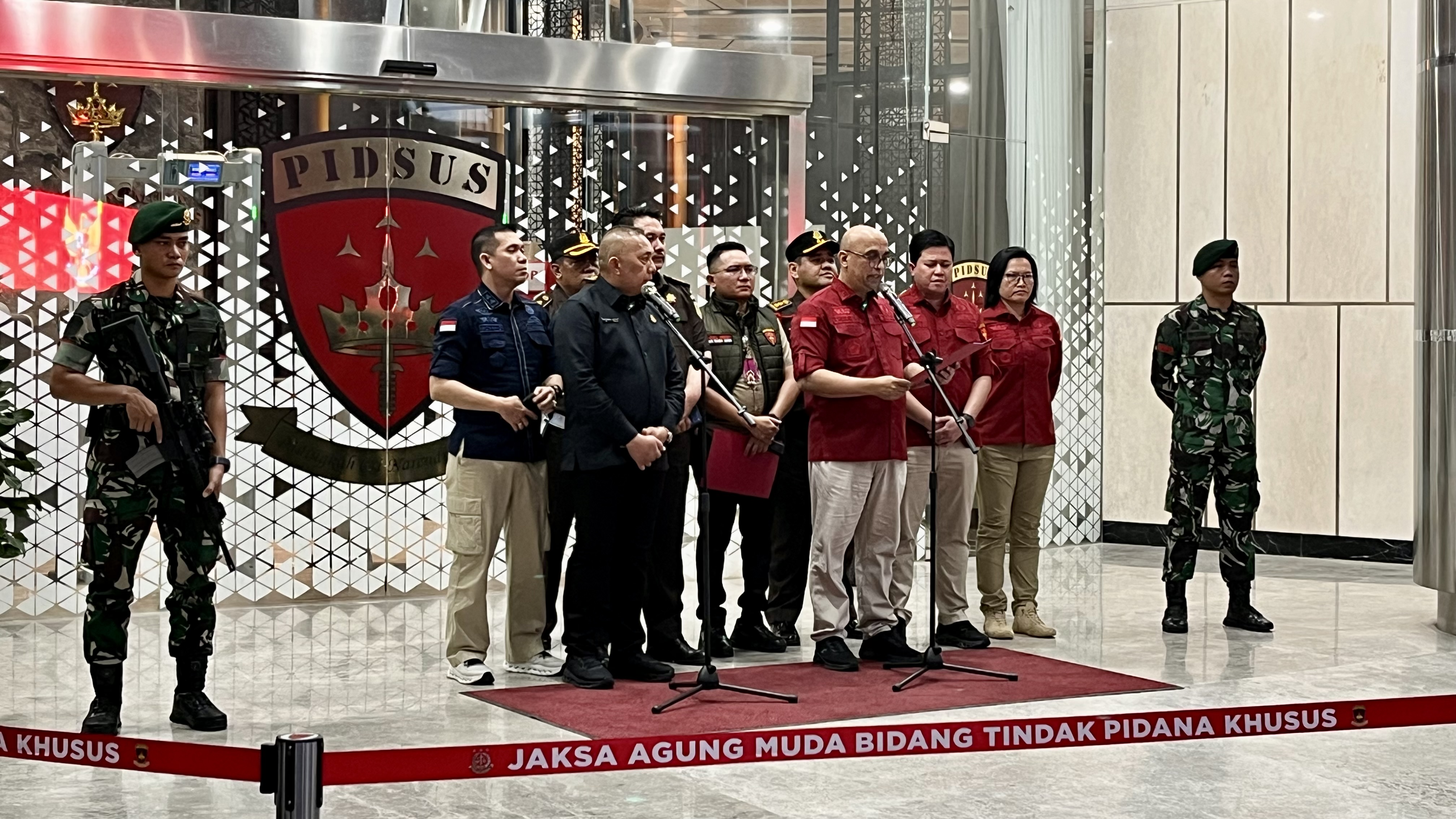 Kejagung Jemput Paksa Dadan Hindayana Cs, Sony Malah Lagi di Hotel