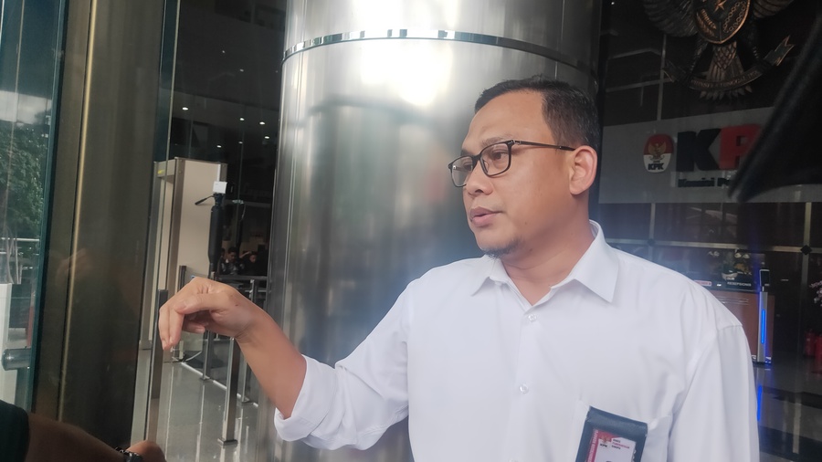 Enembe Diterbangkan ke Jakarta Usai Ditangkap, KPK Angkat Bicara