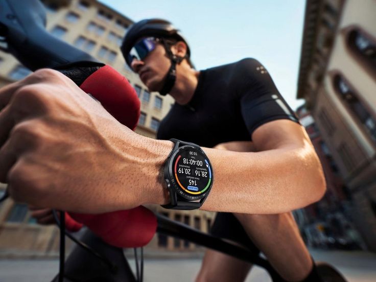 Peran Smartwatch dalam Meningkatkan Kesehatan dan Produktivitas di Era Digital