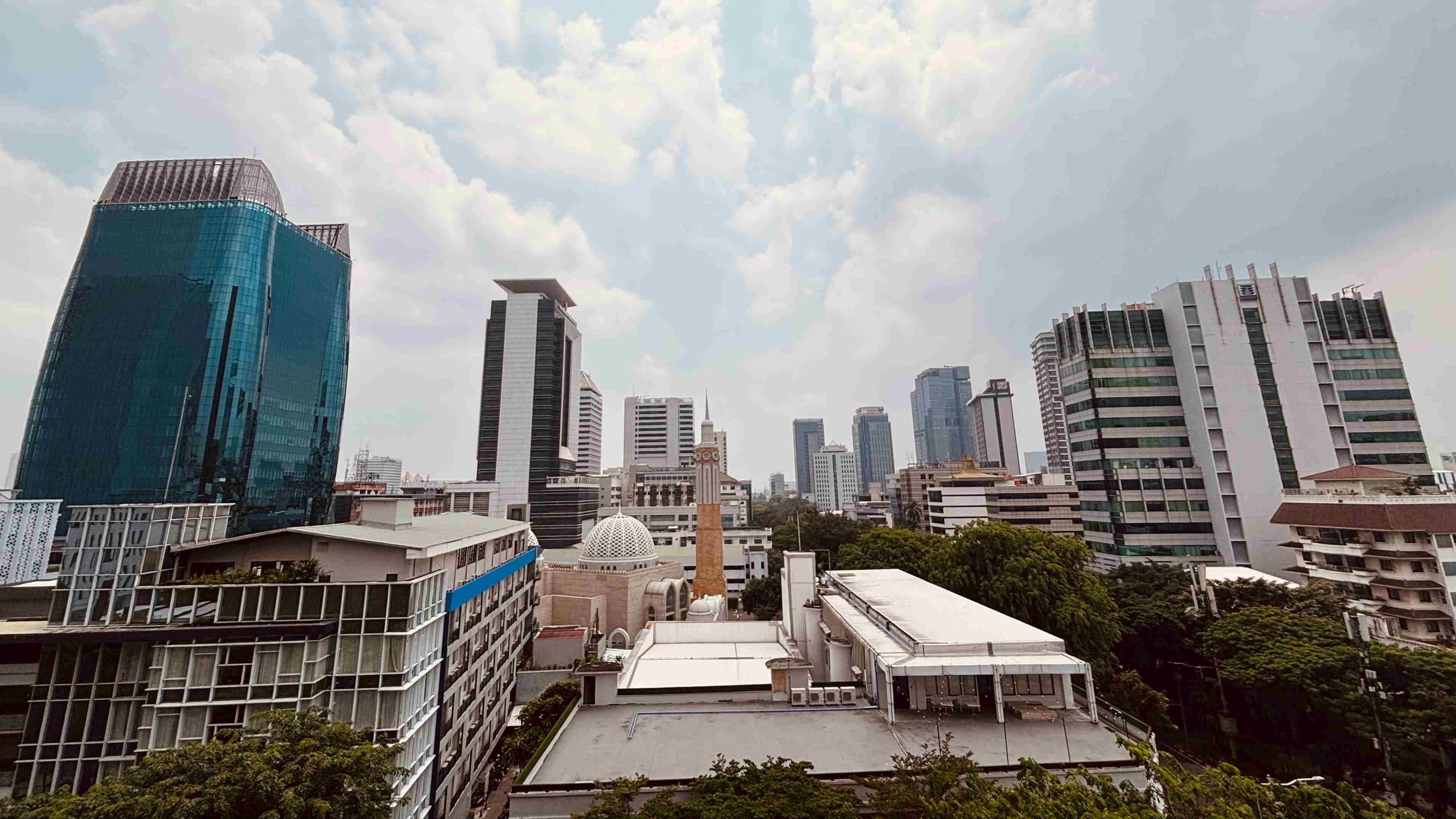 Pramono Instruksikan Langkah Konkret untuk Tangani Cuaca Panas Ekstrem di Jakarta