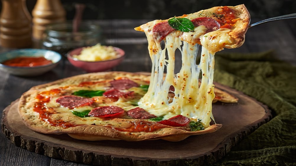 Rekomendasi Makan Pizza Italia On The Street, Cukup Rp98 Ribuan!