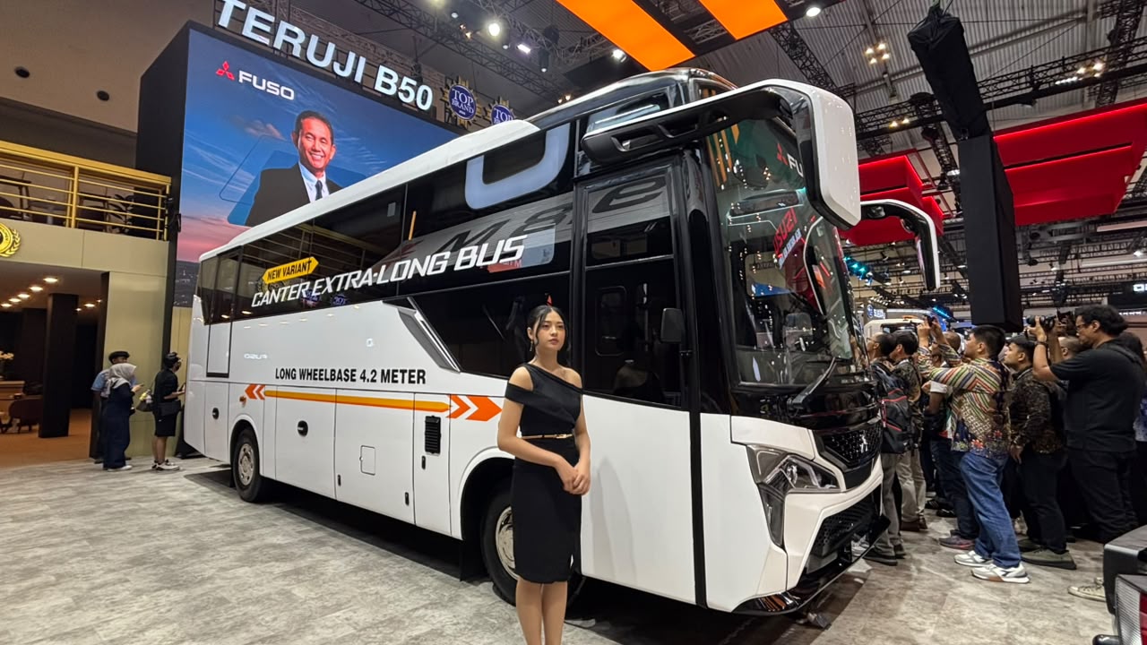 GIIAS 2026: Mitsubishi Fuso Hadirkan Canter Extra Long Bus, Layanan Zero Down Time Makin Optimal