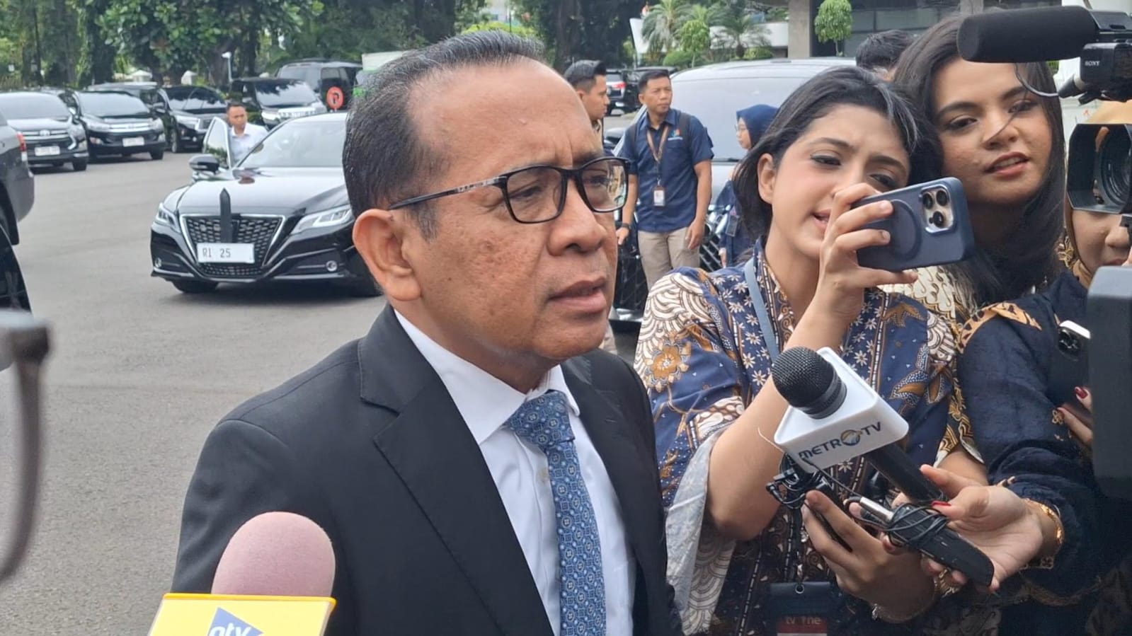 Prabowo Perintahkan Pemerintah Bergerak Tanpa Henti Tangani Bencana, Sumatera Harus Pulih!