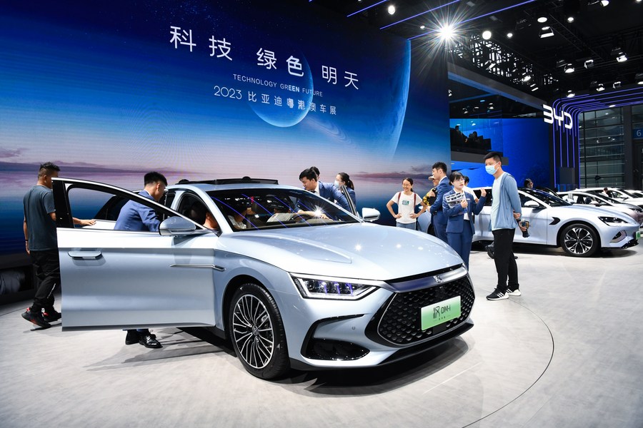 Tiongkok Salip Jepang Jadi Eksportir Mobil Terbesar di Dunia