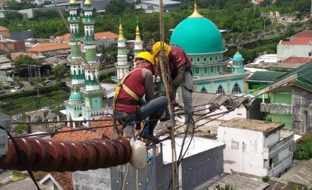 Pembangunan SUTT 150 kV di Surabaya Selatan Selesai