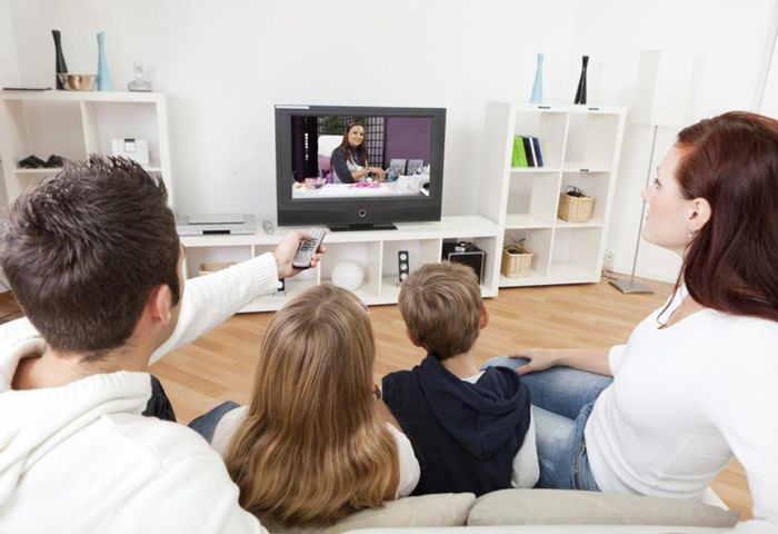 Kenapa Kita Suka Banget Nonton Ulang Film atau Series yang Sama?