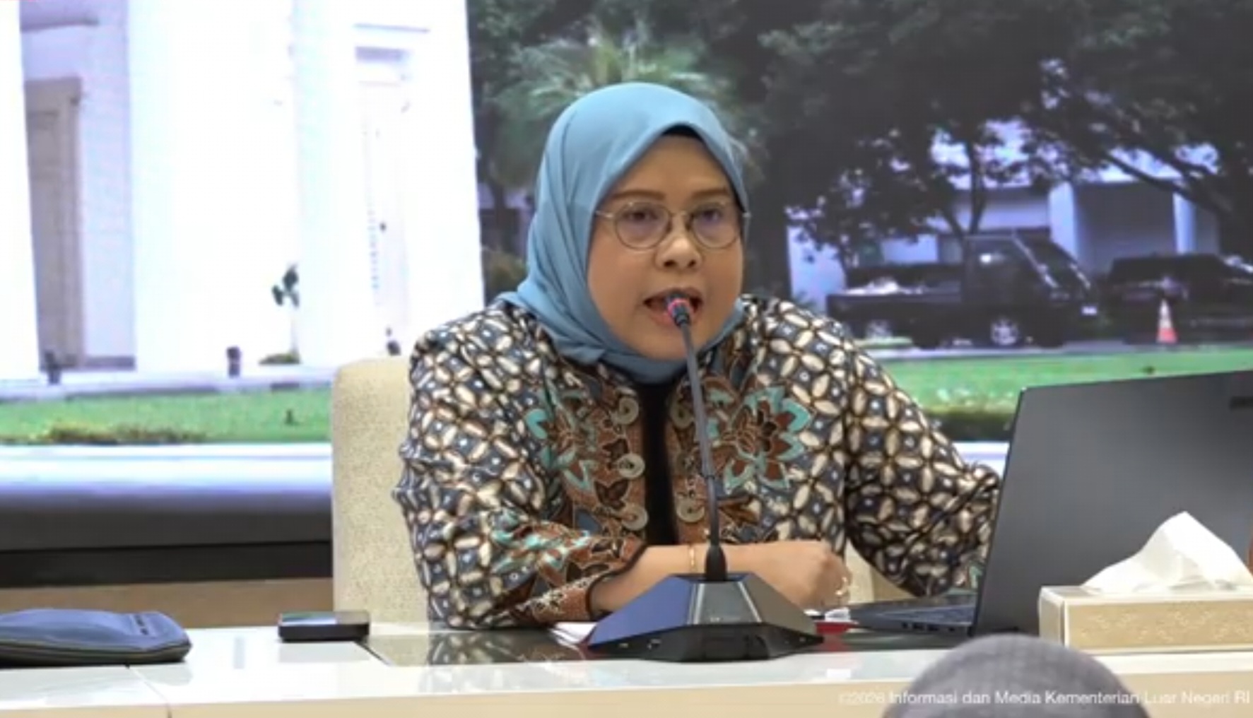 Kemlu Siaga Penuh! Jemaah Umrah RI Dipantau 24 Jam di Bandara Jeddah dan Madinah