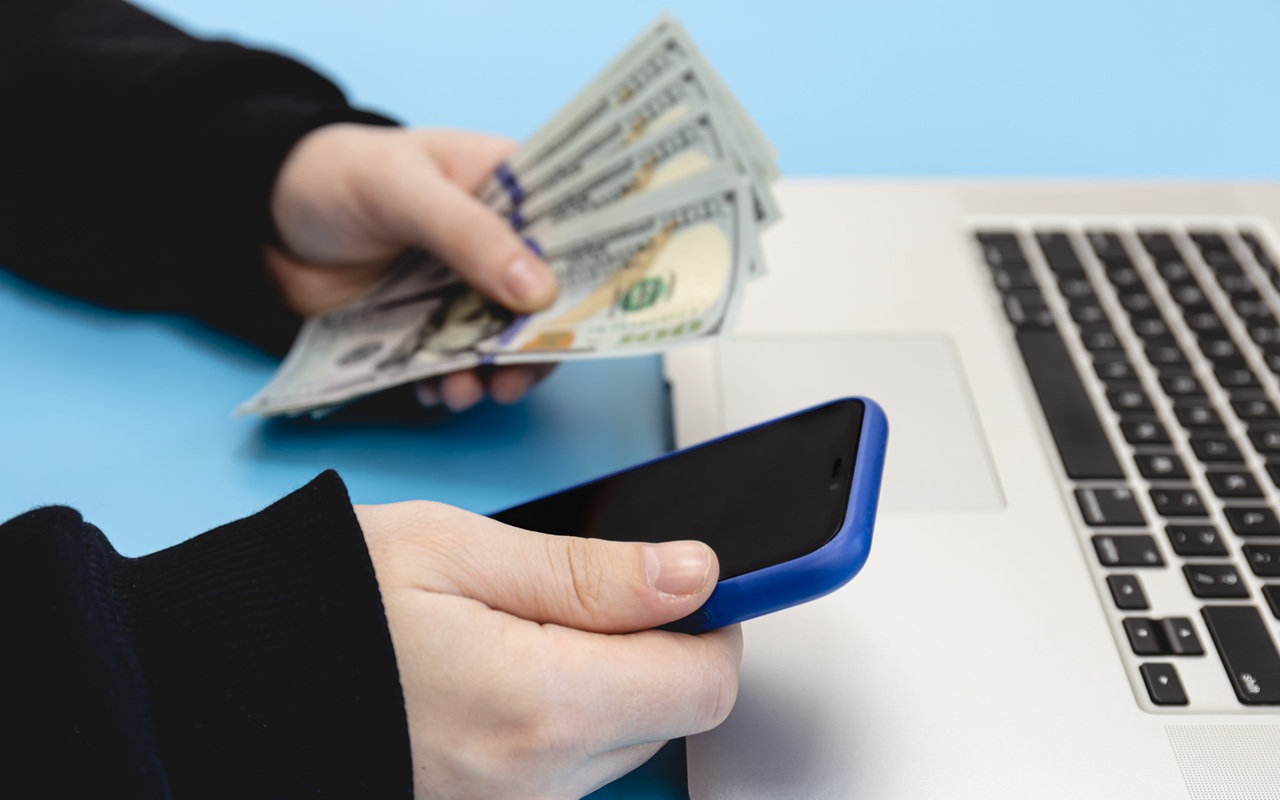 Aplikasi Pinjaman Online Legal Bunga Rendah 2026 Jadi Sorotan, Ini Daftar dan Cara Memilihnya