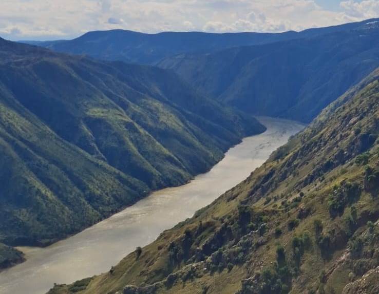 Harian Disway di China International Press Communication Center (CIPCC) (92): Sungai Pembelah Gunung, Pemberi Energi