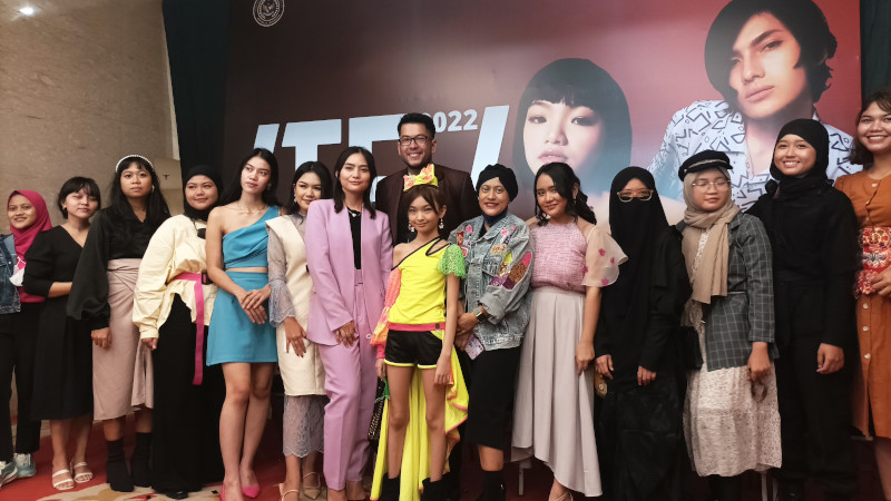 Indonesia’s Girl dan ITFW 2022 Kembali Digelar, Bukan Hanya yang 'Berduit' Bisa Jadi Desainer