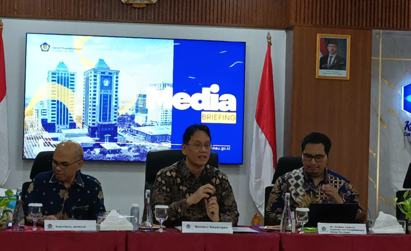 Gaya Koboy Purbaya Hadapi Pelemahan Rupiah, Bandingkan Thailand dan Malaysia