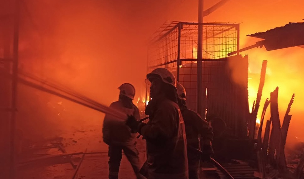 35 Kios di Pasar Poncol Senen Ludes Terbakar, Kerugian Capai Rp606 Juta 