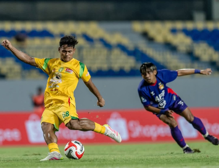 Persebaya Fokus Lawan Arema FC, Toni-Tata-Gali Siap Dimainkan!