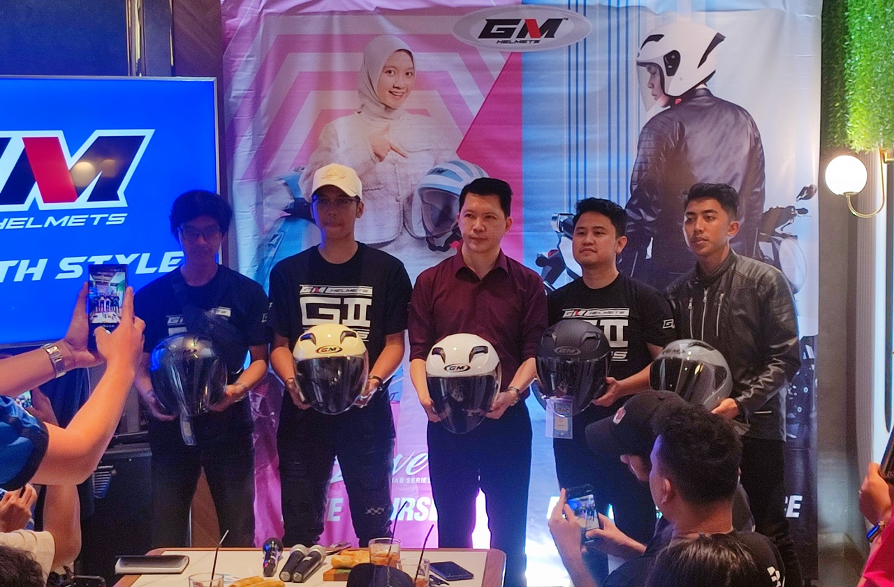 GM Luncurkan 2 Helm Baru, Open Face Aerodinamis GM GII dan Helm Hijab GM Love, Harga Mulai Rp 300 Ribuan