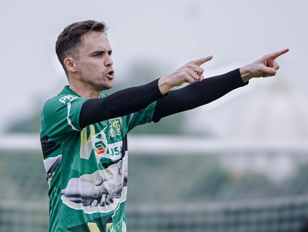 Paul Munster Ungkap Kekurangan Persebaya Jelang Liga 1 Dimulai! 