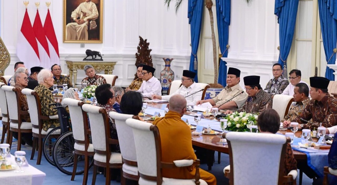 Presiden Prabowo Bahas Isu Nasional Bersama Tokoh Gerakan Nurani Bangsa di Istana Merdeka