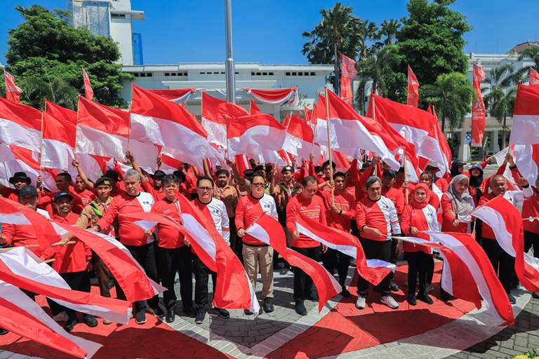 Ekspedisi 79 Tanam 79 Pohon Cemara di Gunung Arjuno