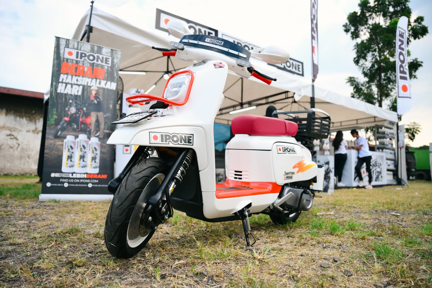 Dukungan Penuh Custom Culture Lokal, Ini Gebrakan IPONE di IRON PIPE - Builders Motoshow 2025