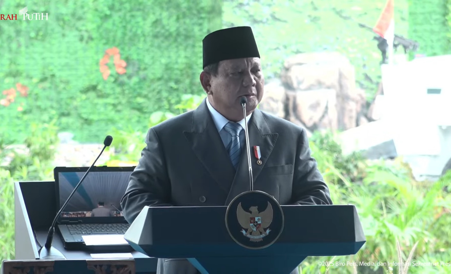 Prabowo Optimis Indonesia Bisa Keluar dari Kemiskinan Sebelum 2045