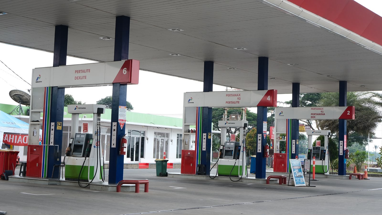 Pertamina Kirim Pasokan Tambahan Pertalite ke SPBU Pandeglang