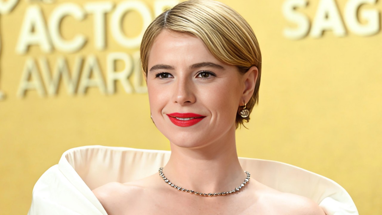 Jessie Buckley Jadi Aktris Terbaik di 2026 Actor Awards, Ini Peluangnya Raih Oscar