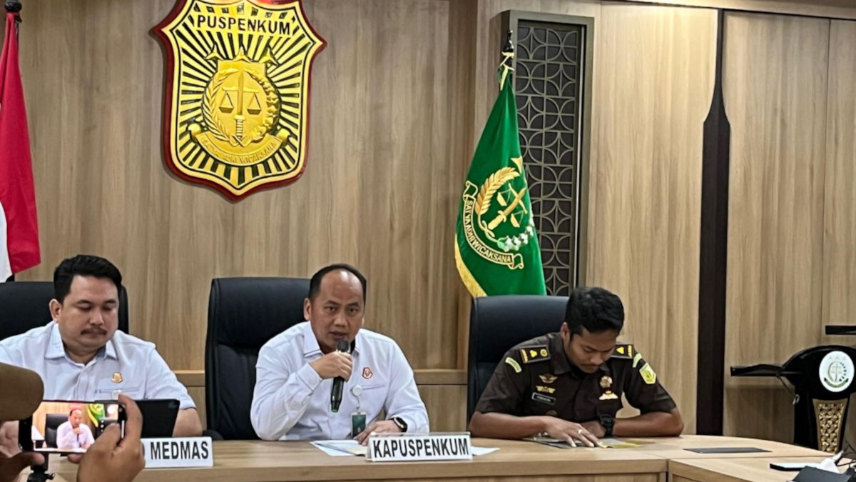 Mishabul Guru Honorer Probolinggo yang Rangkap Jabatan Kini Bebas, Apa Alasan Kejagung?