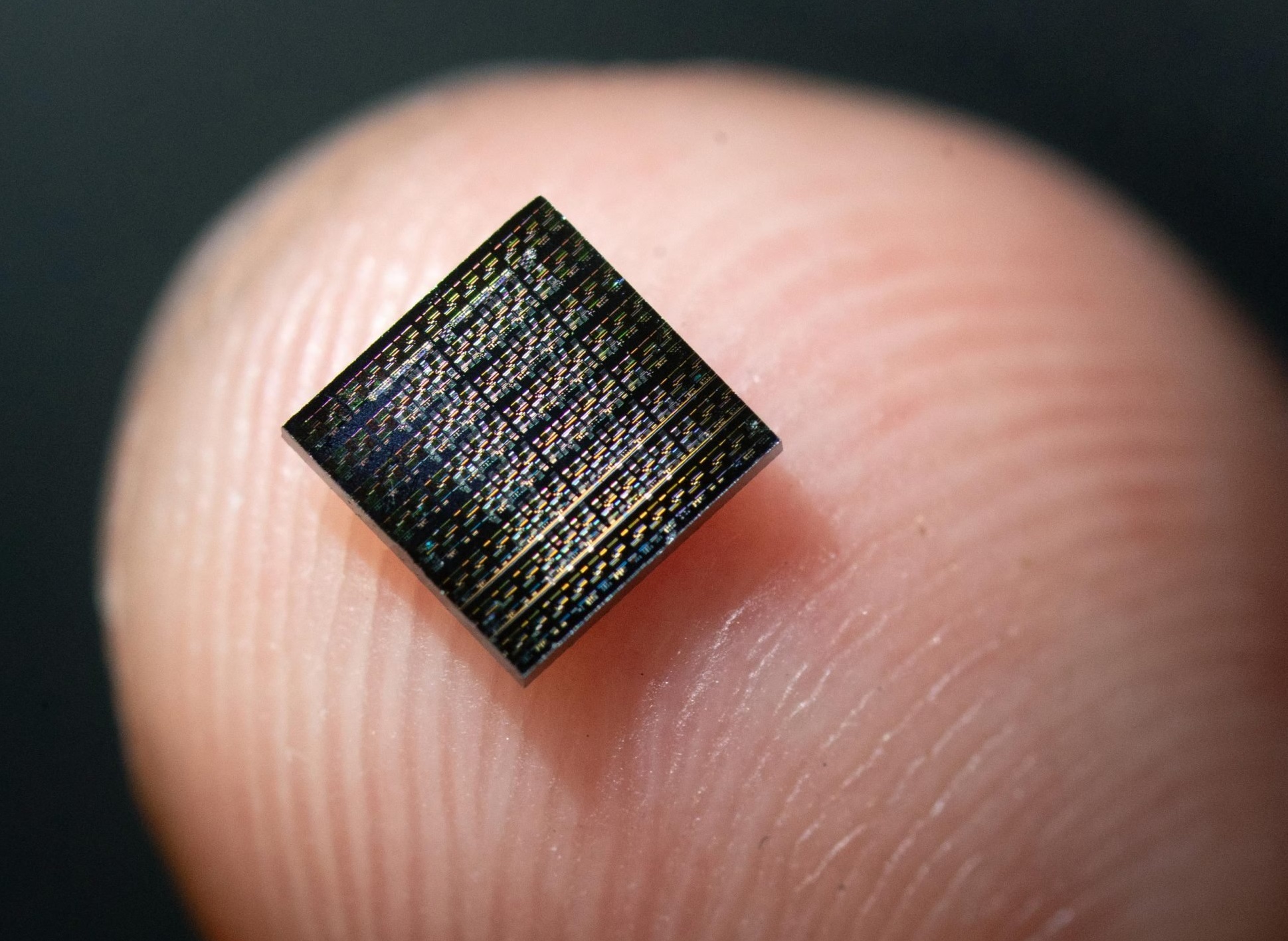 Peneliti USC Berhasil Ciptakan Neuron Buatan, Mampu Meniru Otak Manusia