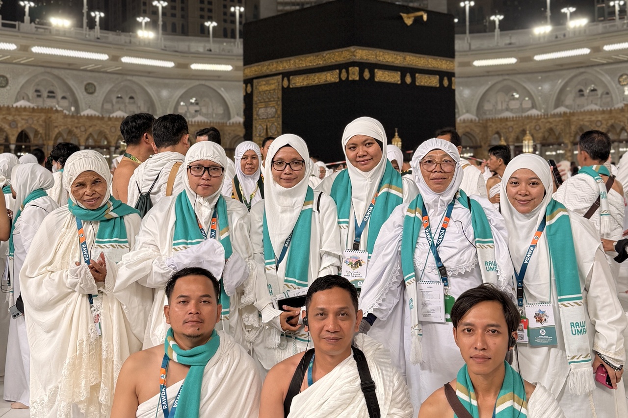 Gear Ultima Bawa Berkah, Impian Umroh Satu Keluarga Terwujud