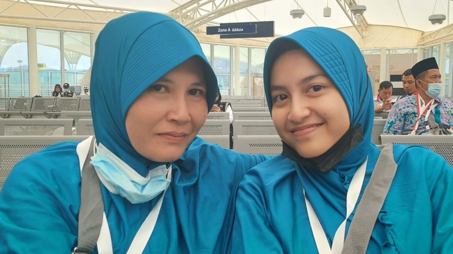 Imla Rosyidi Jadi Jemaah Haji Indonesia Termuda Tahun 2022 Ini