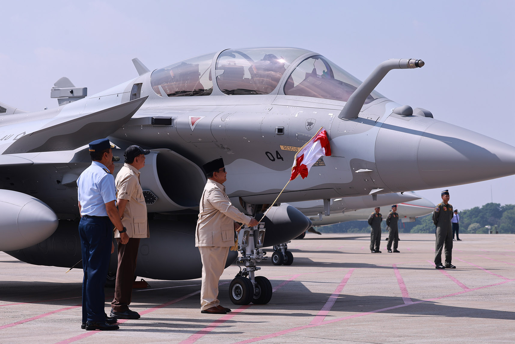 Indonesia Resmi Terima 6 unit Jet Tempur Rafale, Prabowo Sebut Pertahanan Jadi Penjamin Kedaulatan 